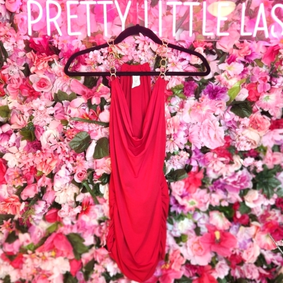 Low Cut Top - Picture 2 of 5